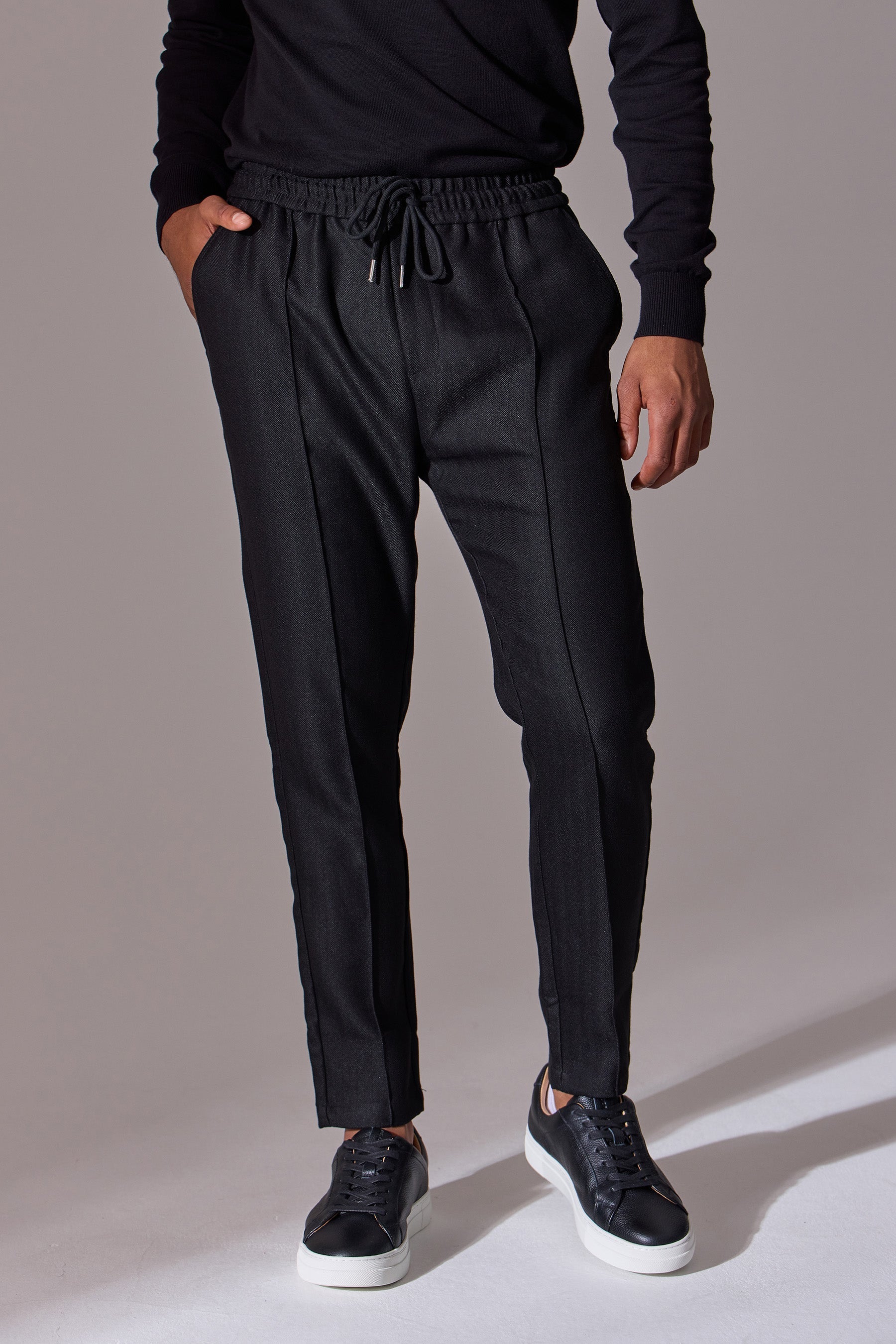 Irven Herringbone Slim Fit Smart Joggers - Black